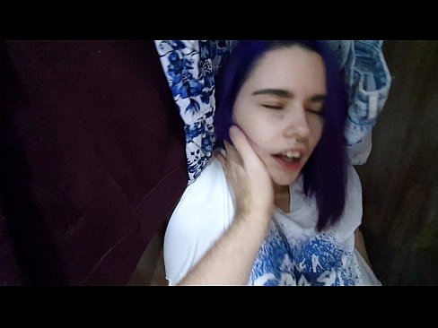 ❤️ Našao sam svoju sestru u ormaru i pomogao joj da svrši ️❌  Seks kod nas ❤
